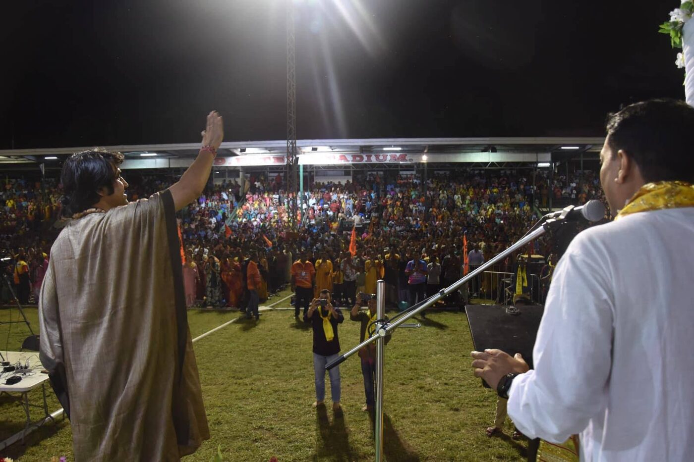 Guruji blessing the crowd